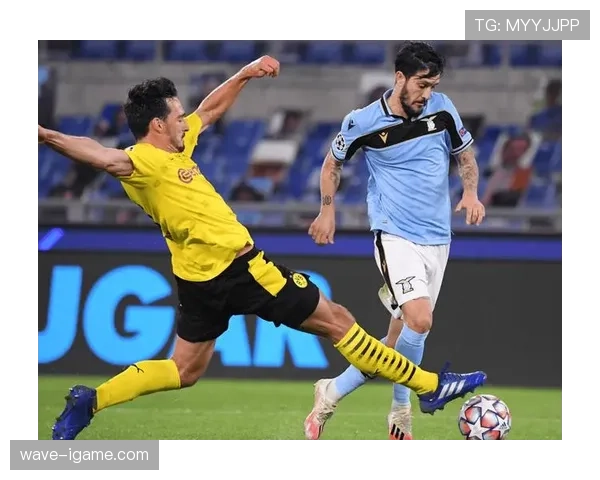 维罗纳定位球战术奏效,助球队逆转取胜状态回升 维罗纳定位球战术奏效,助球队逆转取胜状态回升