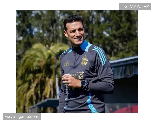 斯卡洛尼战术执行力获赞,阿根廷队国际赛场表现稳健竞争力持续提升 斯卡洛尼战术执行力获赞,阿根廷队国际赛场表现稳健竞争力持续提升